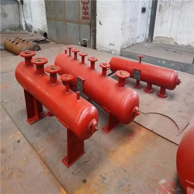 头屯河分集水器安装高度